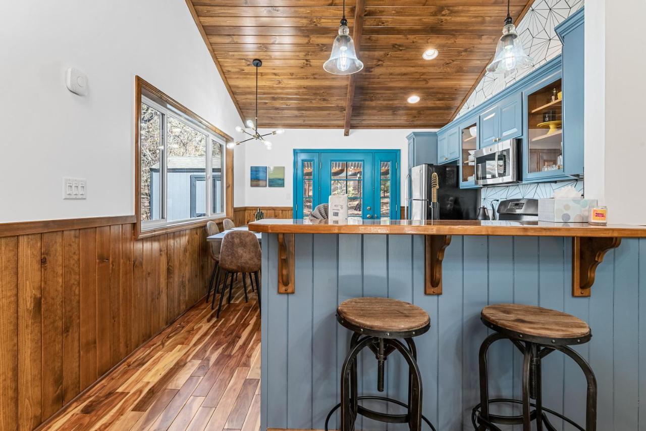 Yellow Pine Lodge - Charming Cottage Style Cabin With Peak-A-Boo Lake And Mountain Views Big Bear Lake Luaran gambar